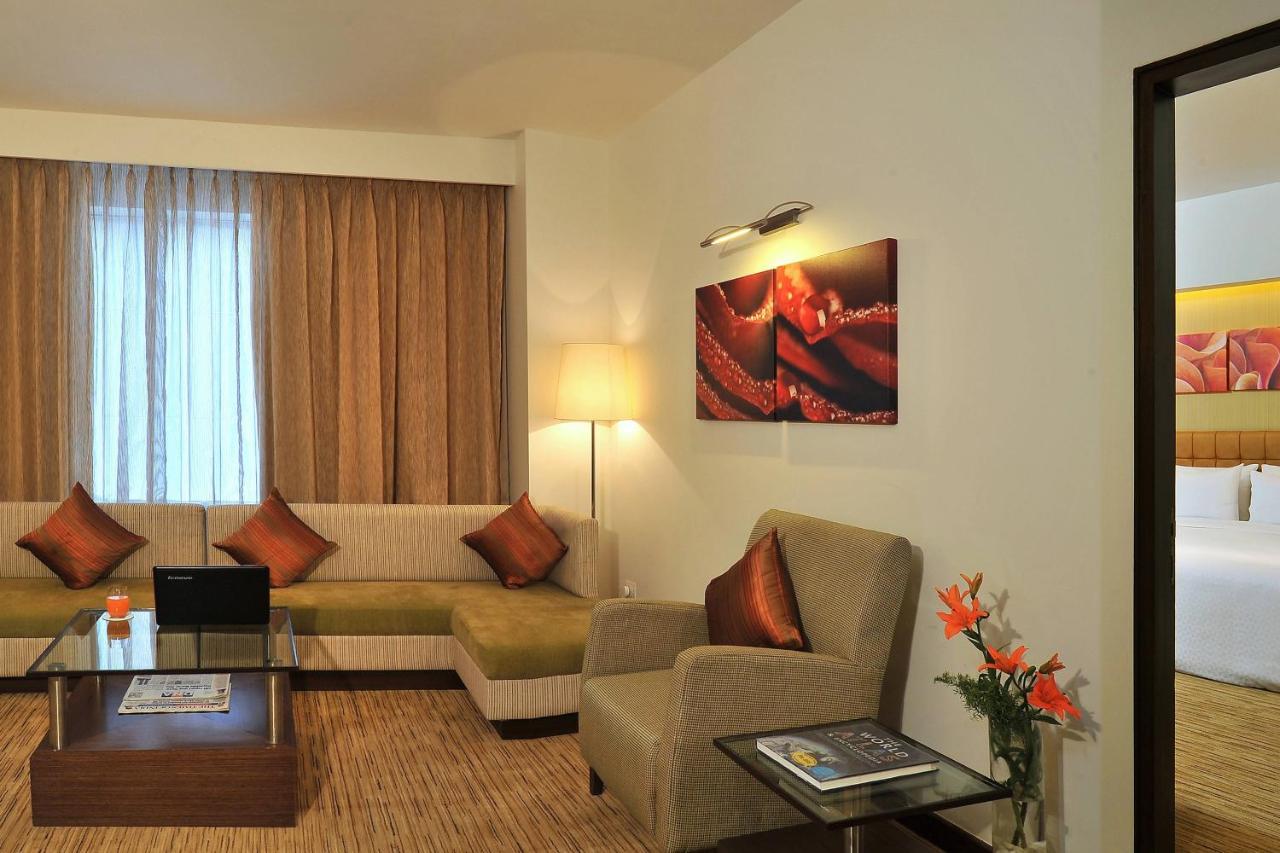Four Points By Sheraton Hotel And Serviced Apartments Pune Exterior foto
